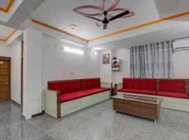 SPOT ON by OYO City Prime Residacy, מלון בPratāpgarh