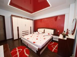 Ket Apartments, hotel u gradu Galaci