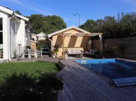Villa med Pool, Hotel in Stockholm