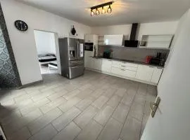 Ferien- & Monteurwohnung zentral 1