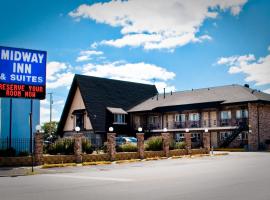 Midway Inn & Suites, viešbutis su vietomis automobiliams mieste Ouk Lonas