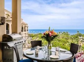 Oceanview Luxury in the Heart of Town