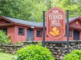 Spacious Stowe Home off of Mountain Rd