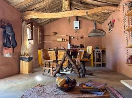 Las Cuevas - Casa de adobe en Huachichocana, Hotel in Purmamarca