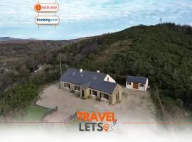 5BR House By Travel Lets Holiday Homes Donegal With Sweeping Lake & Hill Views