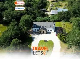 4BR House By Travel Lets Short Term Rental Agency Donegal With Free WiFi