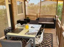 Mobil home récent climatisé avec terrasse-fréjus