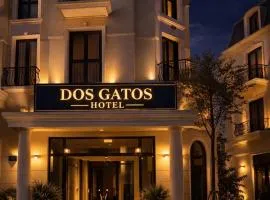 DOS GATOS Hotel