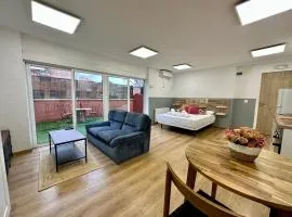 Fantástica casa con jardín