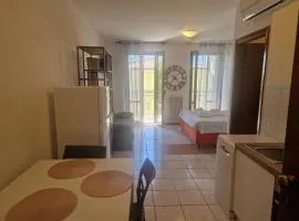 BeaMare - Monolocale - massimo tre ospiti con posto spiaggia