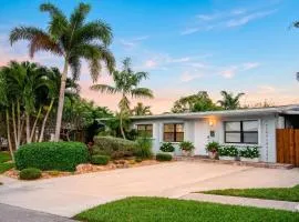 Drew Breeze Private Rooms, Shared Bath