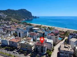 SA Apartments! 2BR Flat 100m to Cleopatra Beach
