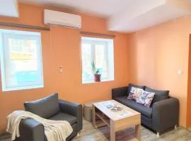 Quiet Central Apartment Vratsa -Free Parking