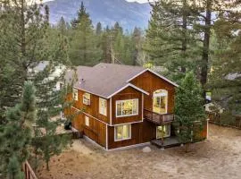 Blitzen by AvantStay Pet-Friendly Tahoe Retreat Near Heavenly Ski Resort