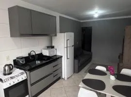 Casa em itapema fácil acesso e bem localizada