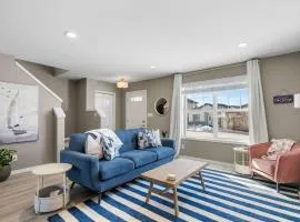 The Birch 3 BR Sleeps 7 8 min walk to the Lake