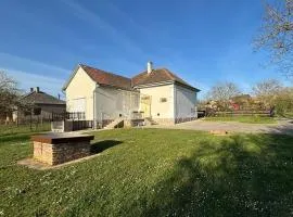 Holiday house Mernye
