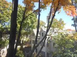 Harvard Square Home in Heart of Cambridge