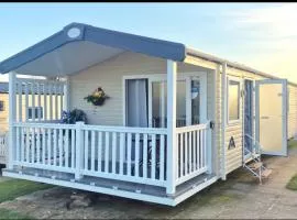 Ocean Breeze Retreats UK - Primrose Valley
