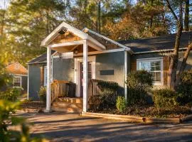 1- Lookout Mountain Cottage