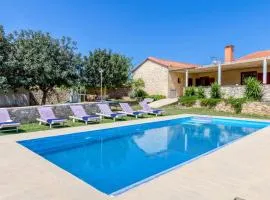 Villa Sunny Hill by Villa Plus