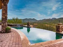 Luxe Scottsdale Desert Oasis • Infinity Pool Spa Panoramic Views Firepit