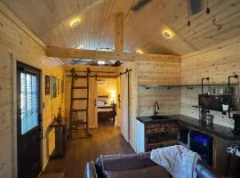 Grinning Mule Lodge