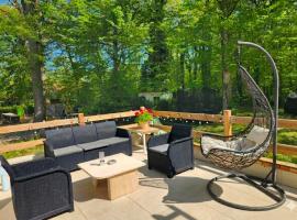 Forest Home: Bazoches-sur-le-Betz şehrinde bir otel