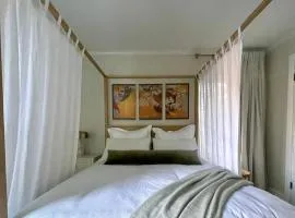 The Tamara Suite
