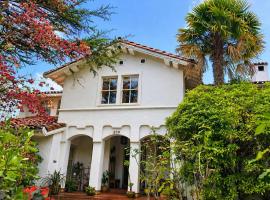 Serene Private Suite Patio Upscale Berkeley, khách sạn ở Berkeley