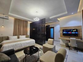 Admiralty, hotel a Araromi