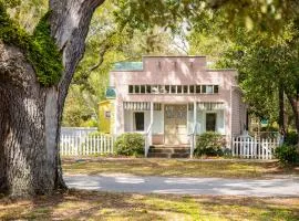 Candy Store House by Oak Island Accommodations