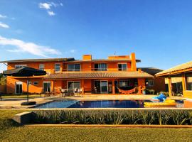 Casa Luxo na Represa Jurumirim com Piscina e SPA, hotel di Arandu