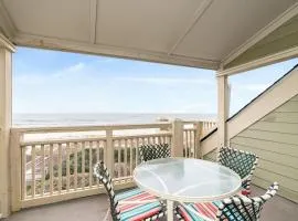 Carefree by Oak Island Accommodations