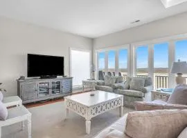 Picayne by Oak Island Accommodations