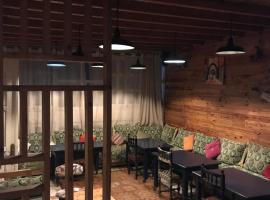 Hôtel Riad Gnaoua, отель в Эс-Сувейра