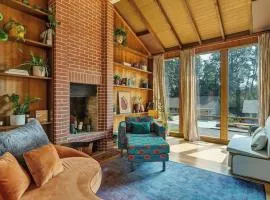 Capitol Cabin