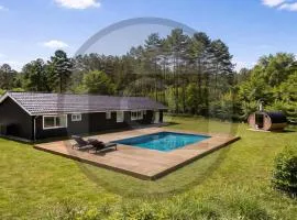 4 Bedroom Beautiful Home In Rødby