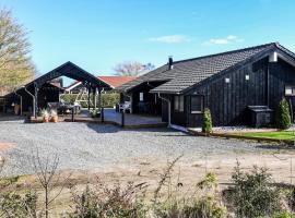 Holiday Home Søren Krogs Vej Bjert X, hotelli kohteessa Åbjerg