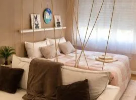 Apartamento Especial - Bem Localizado
