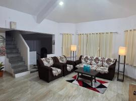 Sunset Villa 2km from Pune Airport, Hotel in Pune