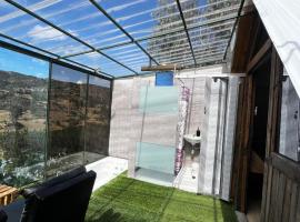 Cabaña Bambú - Roca Glamping Suesca, hotel i Santa Isabel