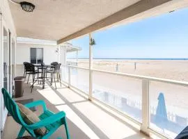 1005 East Balboa