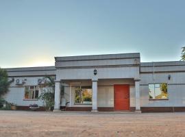 Molejo Guest House: Palapye şehrinde bir otel