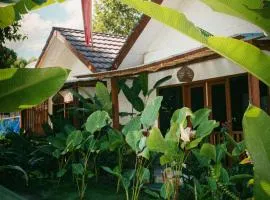Anjani Larva Cottage - Homestay and Eatery