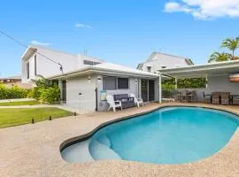 Spacious 4-Bed Coastal Home with Pool