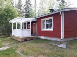 Schwalbe-cabin by crater lake