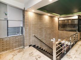 Hotel O Sushant Stays Ballabh Garh: Faridabad şehrinde bir otel