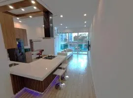 Dpto de Lujo Centrico con Jacuzzi y Balcon Parque de las Aguas