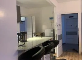 GL Luxe Suites